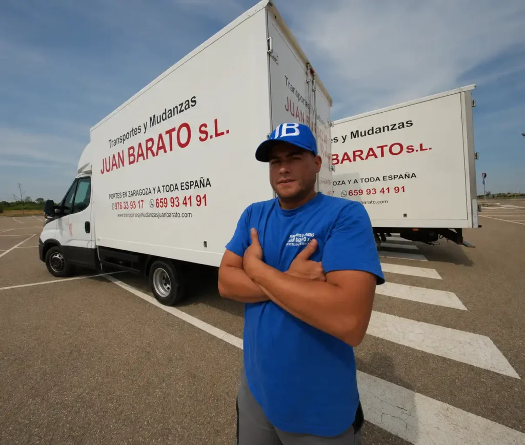 trabajador-camion-mudanzas-juan-barato